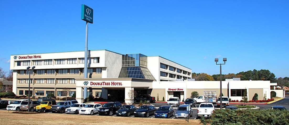 Doubletree By Hilton Fayetteville Exterior photo