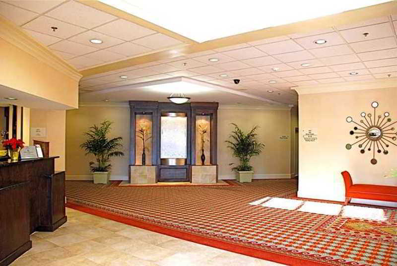 Doubletree By Hilton Fayetteville Interior photo